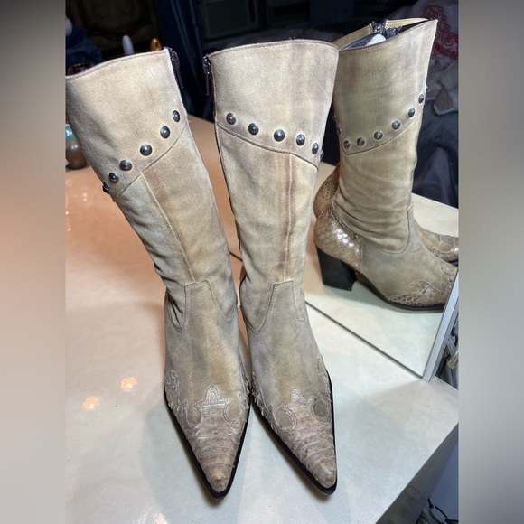 Janet & Janet Tan Leather studs & snake skin Distressed Boho Western Boots 36 - Picture 3 of 14